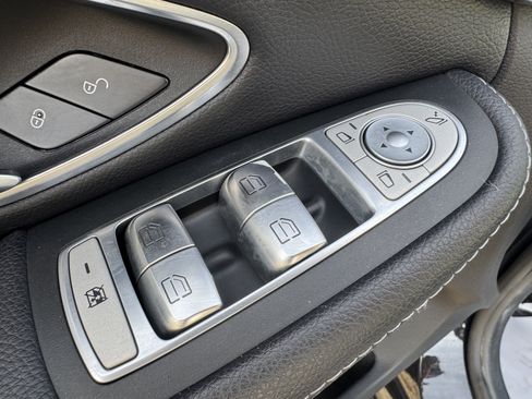Used 2016 Mercedes-Benz C 300 C 300 image 10
