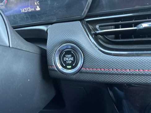 Used 2024 Chevrolet TrailBlazer RS w/ Driver Confidence Package image 22