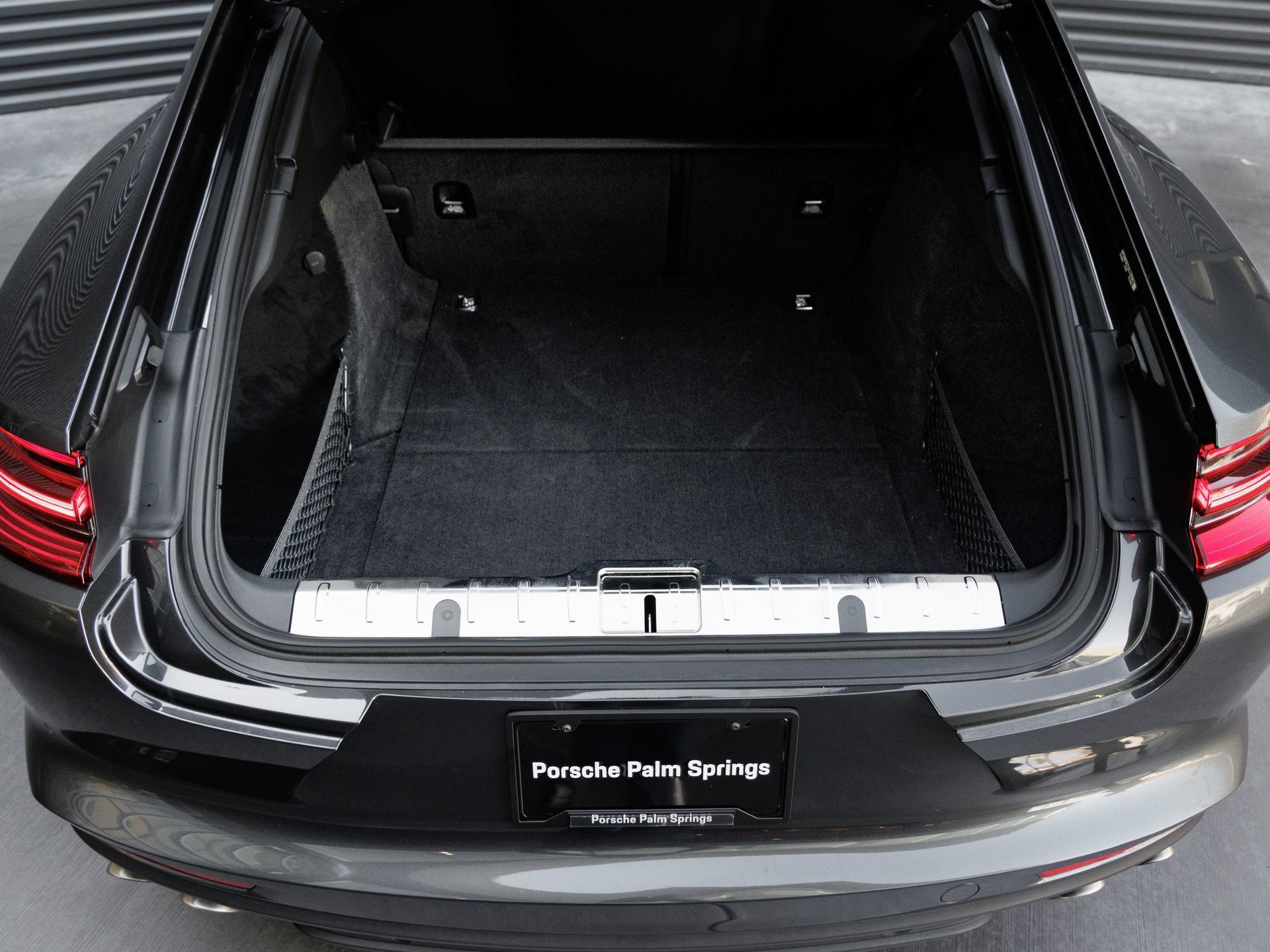 Certified 2018 Porsche Panamera 4S AWD/4WD image 27