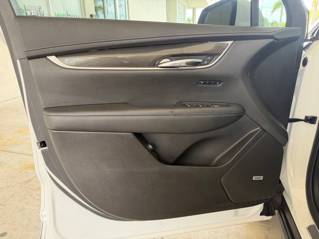 Used 2021 Cadillac XT6 Sport AWD/4WD image 39