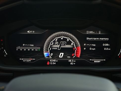 Used 2021 Lamborghini Urus image 12