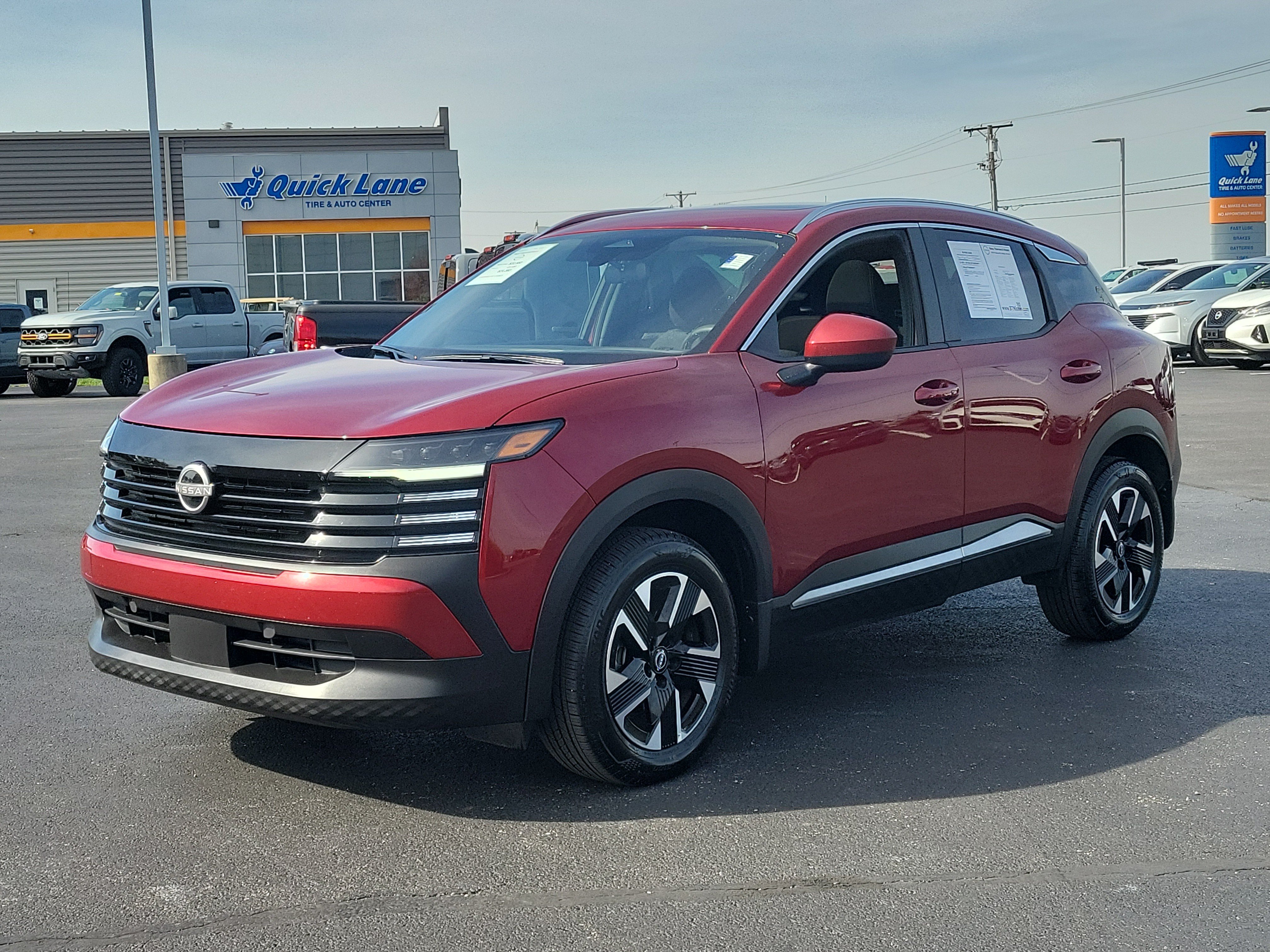Certified 2025 Nissan Kicks SV w/ SV Premium Package AWD/4WD image 2