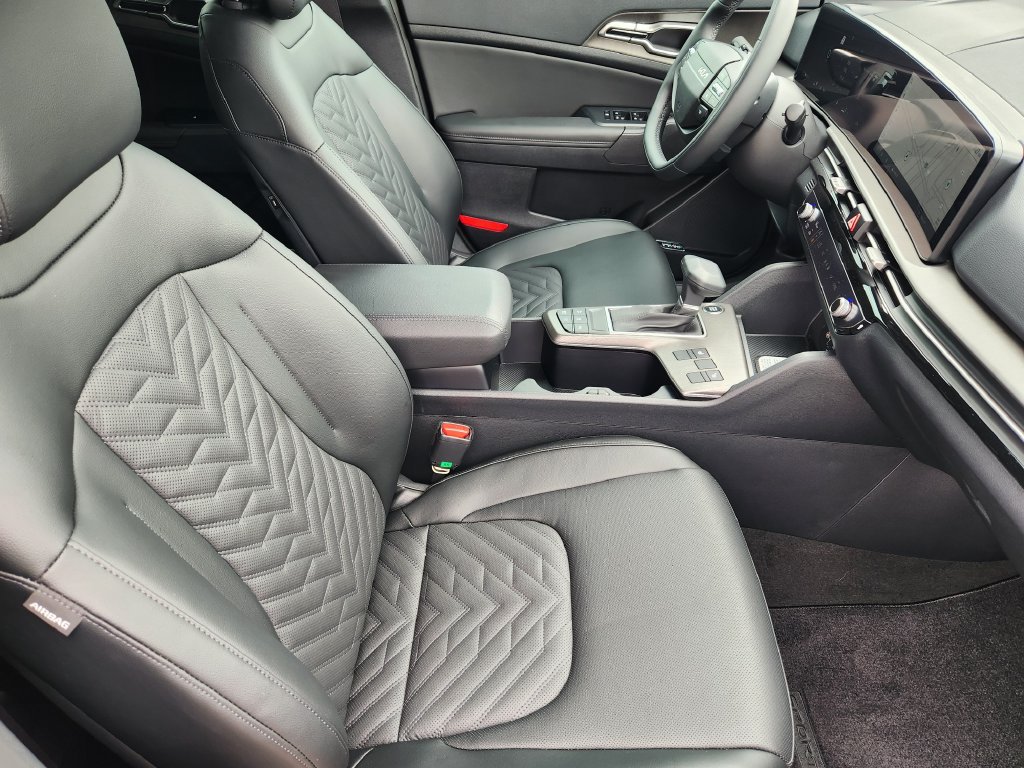 New 2026 Kia Sportage X-Line w/ X-Line Technology Package AWD/4WD image 11
