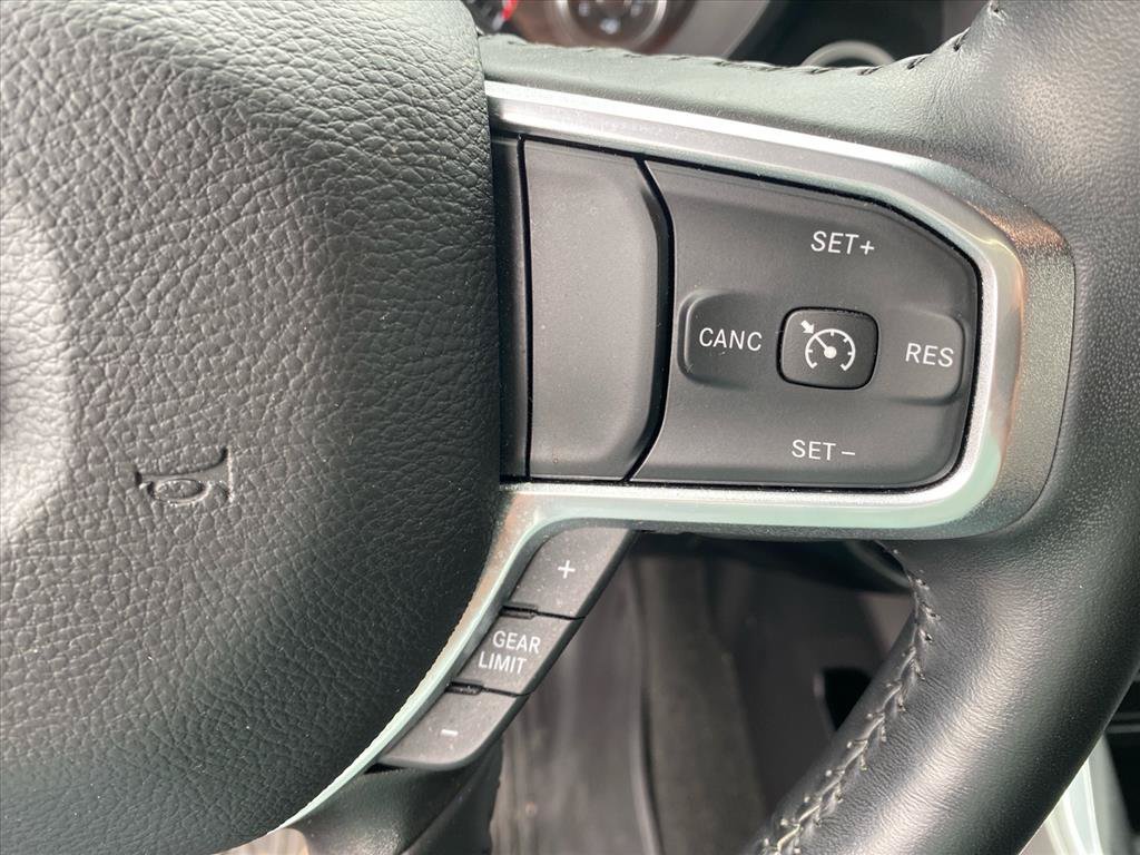 Used 2023 RAM 1500 Laramie AWD/4WD image 17