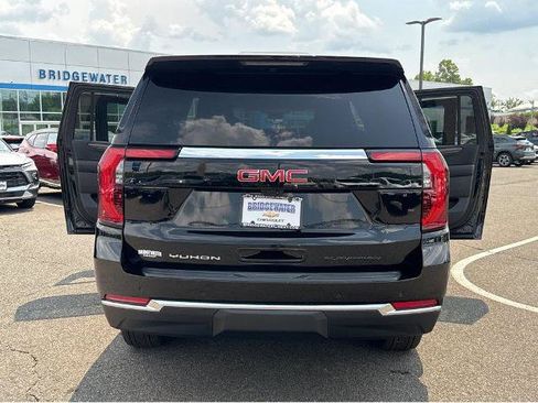 Used 2025 GMC Yukon XL Elevation w/ Technology Package AWD/4WD image 12