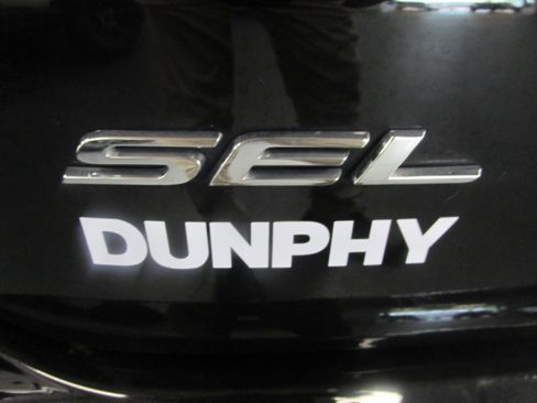 Used 2024 Ford Edge SEL AWD/4WD image 19