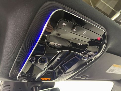 Used 2025 Mercedes-Benz GLC 350e GLC 350e w/ AMG Line image 25