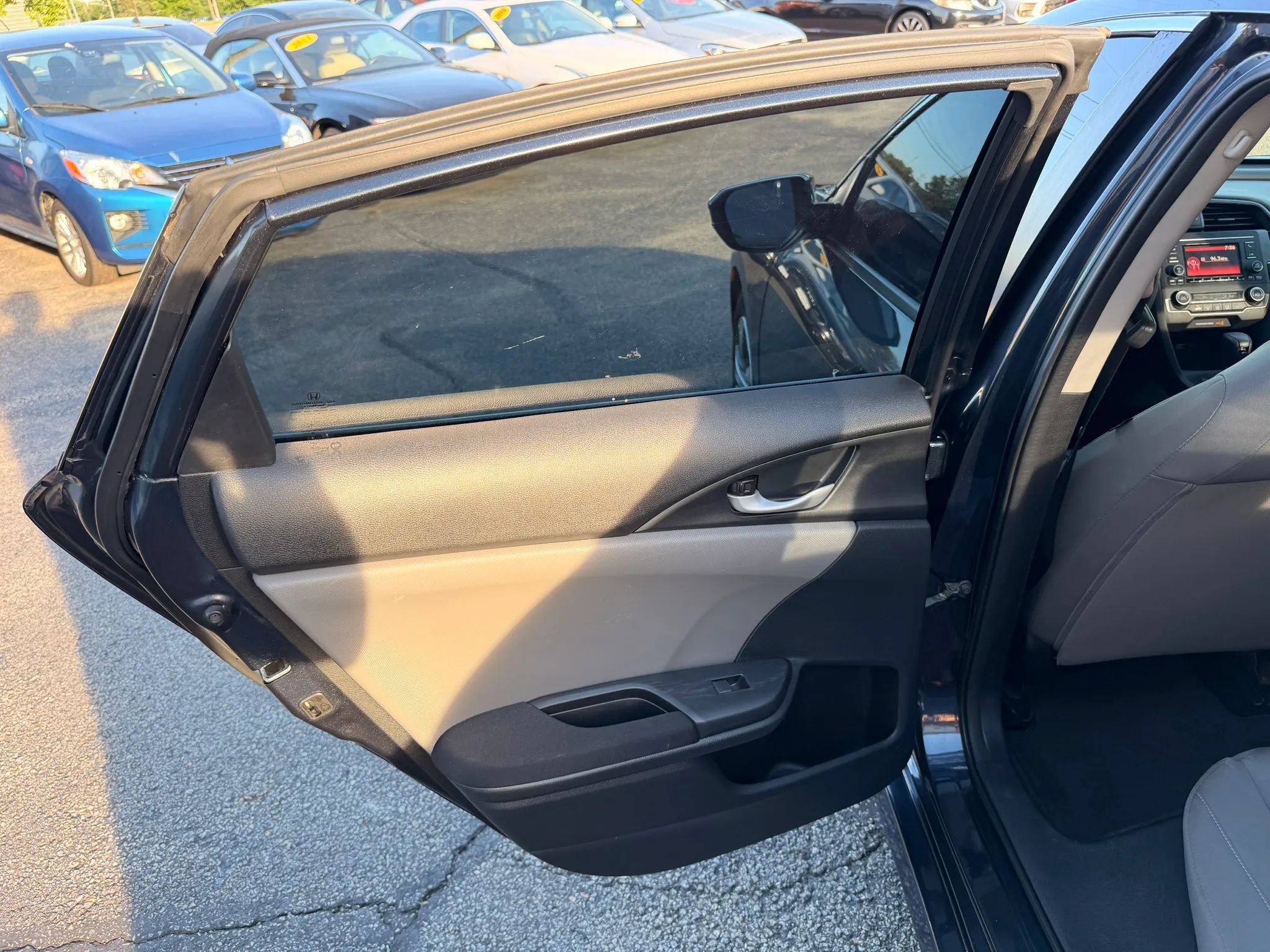 Used 2019 Honda Civic LX image 13