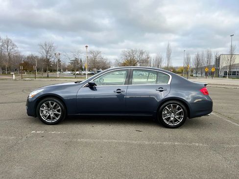 Used 2012 INFINITI G37 Journey w/ Premium Pkg image 8