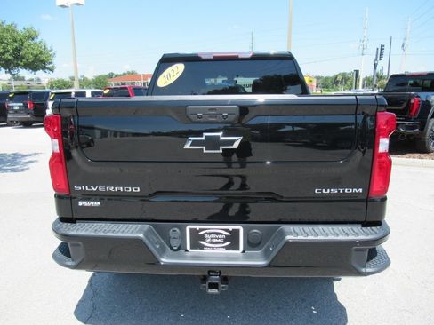 Used 2022 Chevrolet Silverado 1500 Custom Trail Boss w/ Safety Confidence Package AWD/4WD image 6