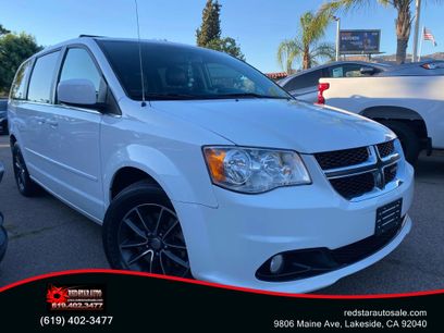Used 2017 Dodge Grand Caravan SXT