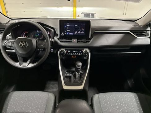Used 2024 Toyota RAV4 XLE FWD image 10