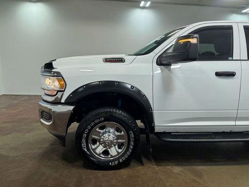 Used 2024 RAM 2500 Tradesman w/ Chrome Appearance Group image 39