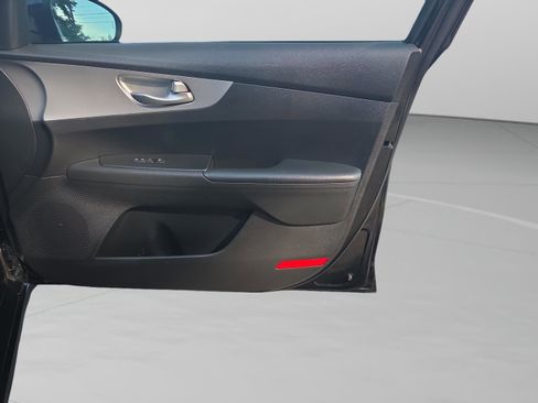 Used 2023 Kia Forte LXS FWD image 35