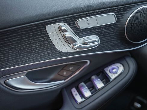 Certified 2022 Mercedes-Benz GLC 300 4MATIC image 21
