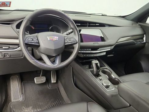Used 2019 Cadillac XT4 Sport AWD/4WD image 13