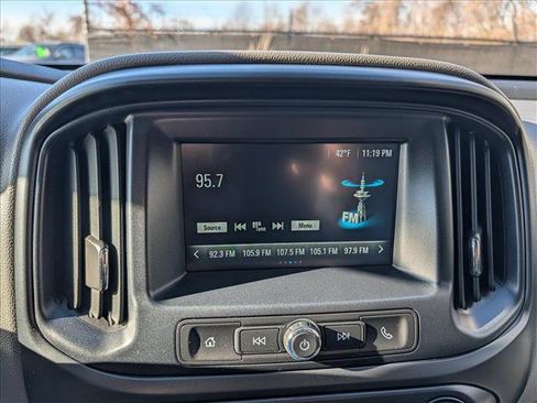 Used 2017 Chevrolet Colorado W/T w/ Custom Special Edition image 34