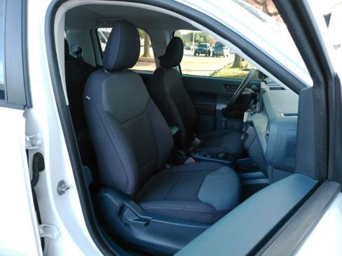 Used 2022 Ford Maverick XL image 18