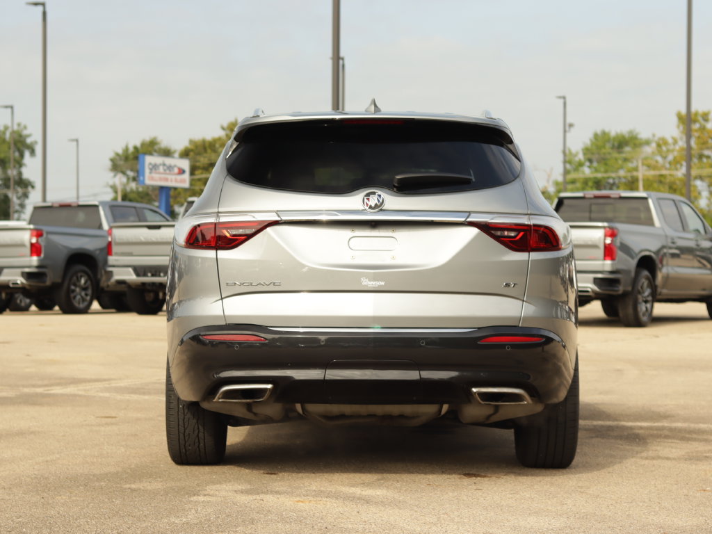 Used 2024 Buick Enclave Essence w/ Sport Touring Edition FWD image 6