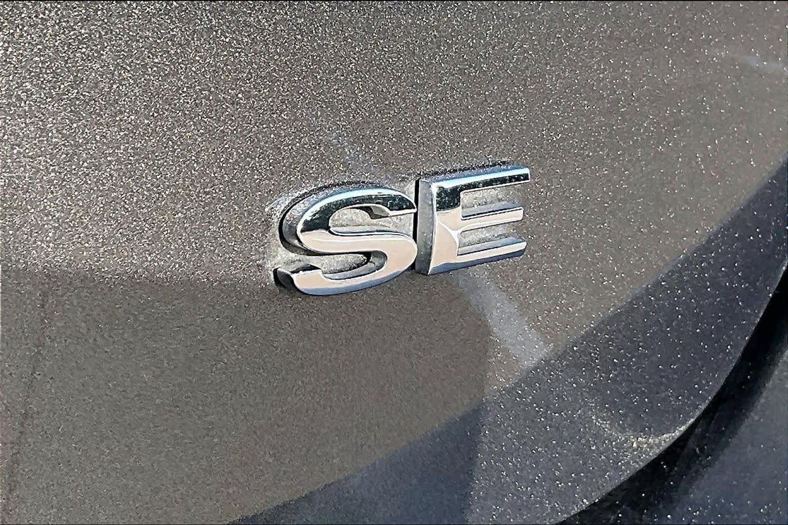Used 2018 Ford Focus SE w/ Interior Protection Package FWD image 10