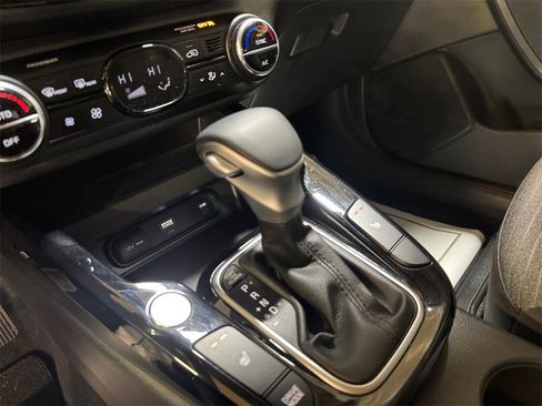 Certified 2024 Kia Soul EX image 21