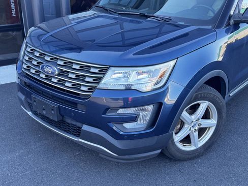 Used 2016 Ford Explorer XLT w/ Equipment Group 202A image 2
