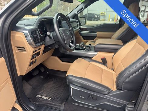 Used 2022 Ford F150 Lariat w/ Trailer Tow Package image 13