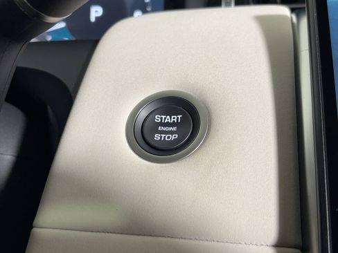 Certified 2024 Land Rover Discovery Sport S image 27