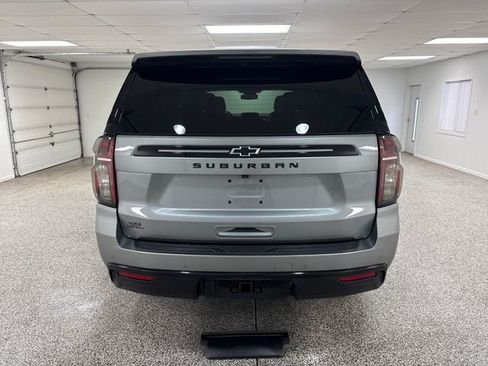 Used 2023 Chevrolet Suburban Z71 w/ Luxury Package image 35