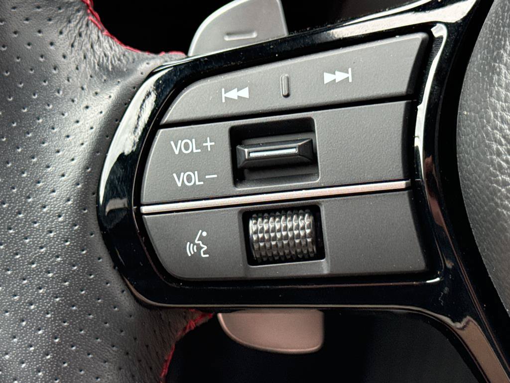 Certified 2025 Acura ADX A-Spec AWD/4WD image 13