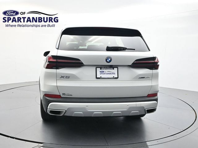 Used 2025 BMW X5 xDrive50e AWD/4WD image 6