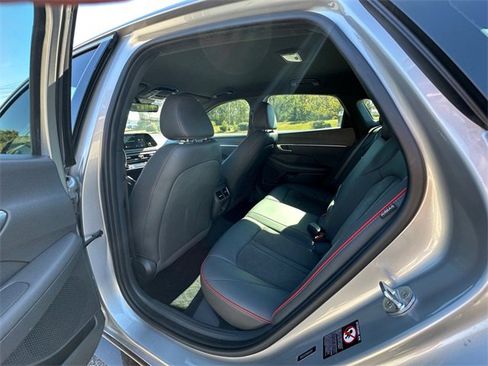 Used 2021 Hyundai Sonata SEL Plus image 18