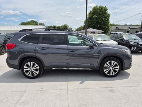 Used 2022 Subaru Ascent Limited AWD/4WD image 5