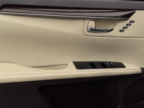 Used 2017 Lexus ES 350 image 24