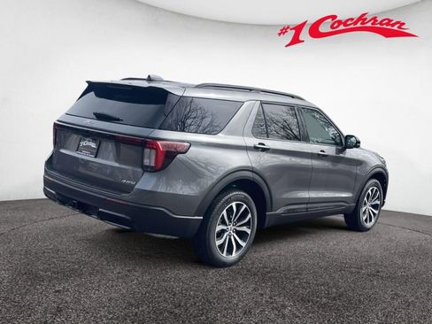 New 2026 Ford Explorer ST-Line AWD/4WD image 7