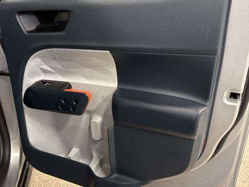 Used 2024 Ford Maverick XLT image 19