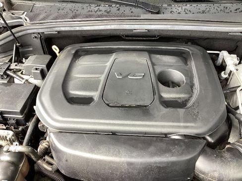 Used 2019 Jeep Grand Cherokee Altitude RWD image 21
