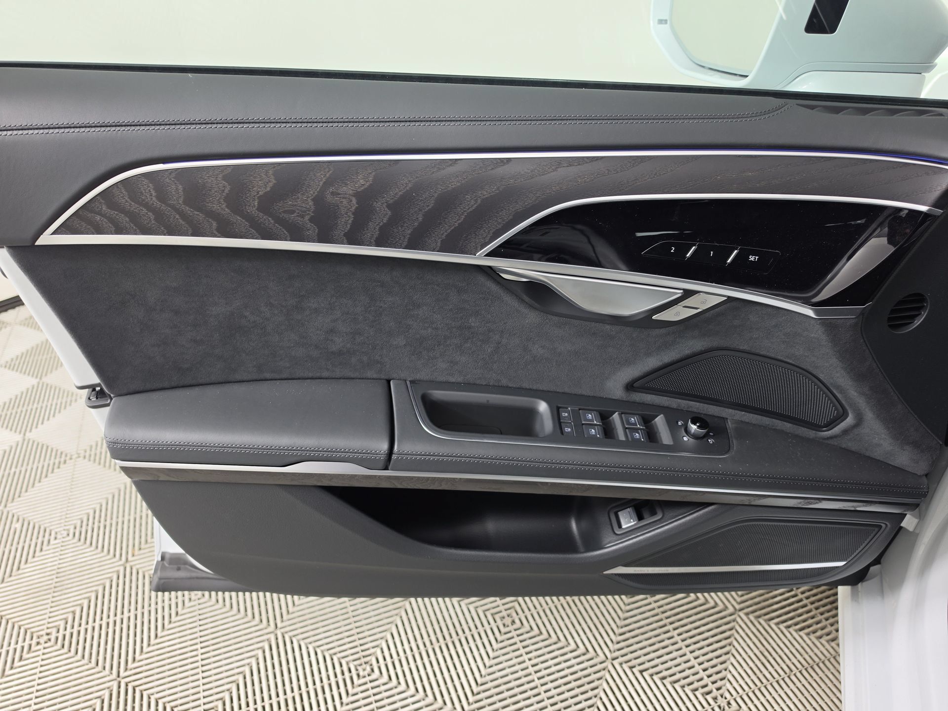 New 2026 Audi A8 L 3.0T AWD/4WD image 16