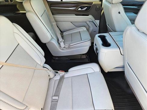 Used 2022 GMC Yukon Denali image 23