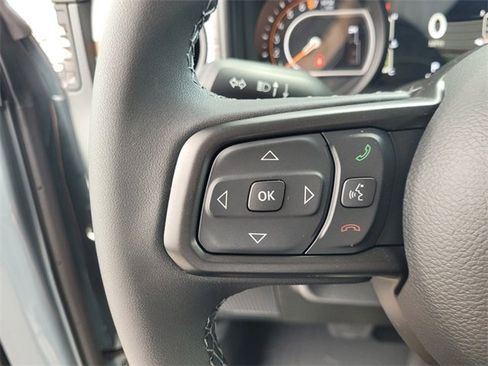 New 2025 Jeep Gladiator Sport image 31