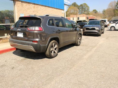 Used 2020 Jeep Cherokee Limited image 5