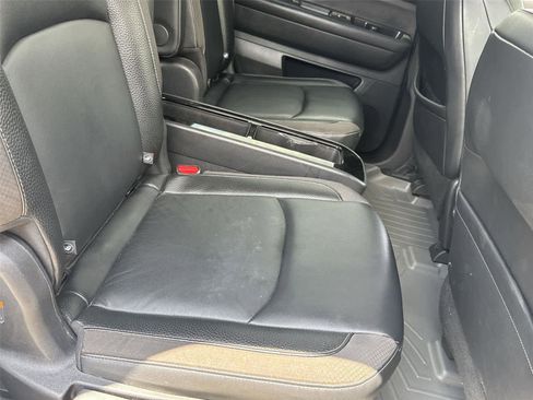 Used 2022 Nissan Pathfinder SL w/ SL Premium Package AWD/4WD image 17