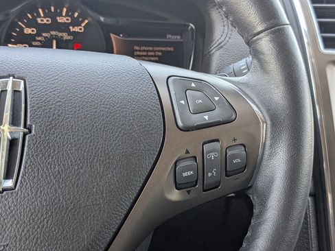 Used 2015 Lincoln MKX FWD image 23