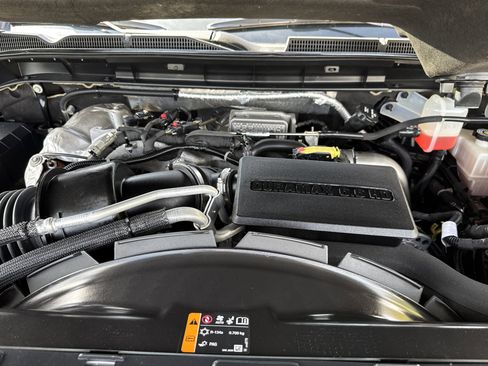 Used 2022 GMC Sierra 3500 Denali w/ Denali Black Diamond Edition image 21