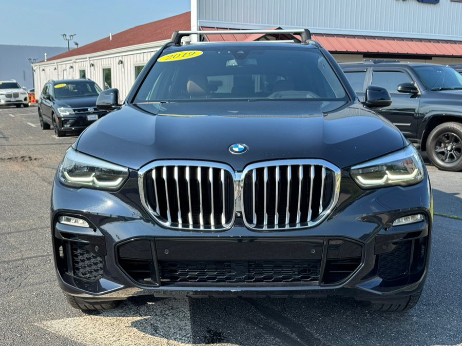 Used 2019 BMW X5 xDrive40i w/ M Sport Package AWD/4WD image 2