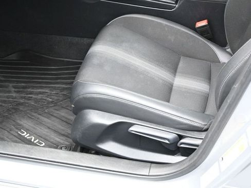 Used 2024 Honda Civic Sport image 13