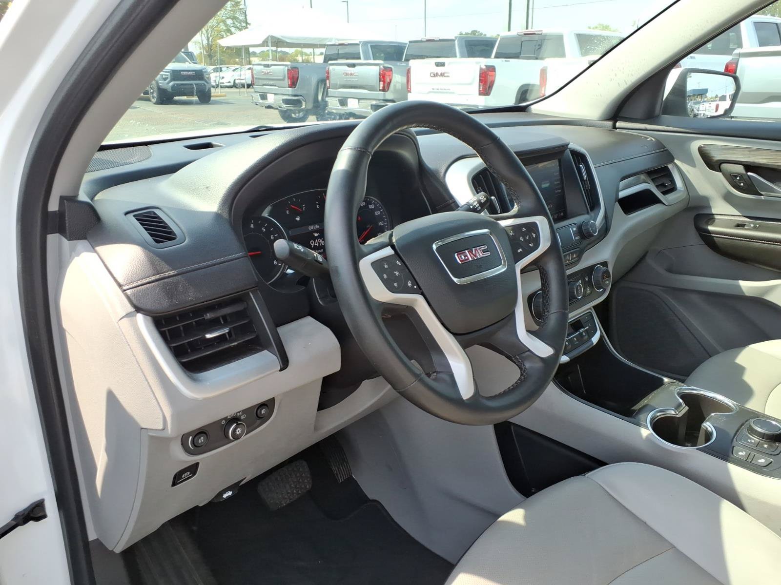 Used 2023 GMC Terrain SLT FWD image 7