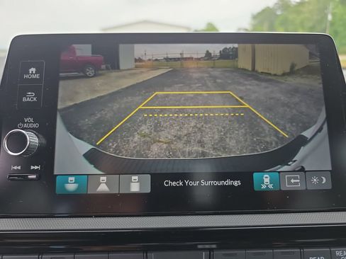 Used 2025 Honda Odyssey Touring image 20