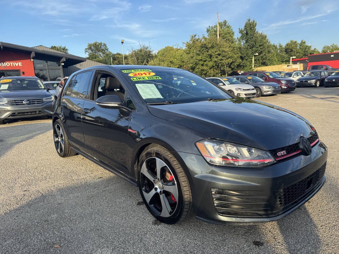 Used 2017 Volkswagen GTI Autobahn FWD image 2