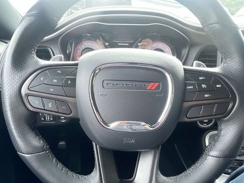 Used 2022 Dodge Challenger R/T Scat Pack RWD image 14